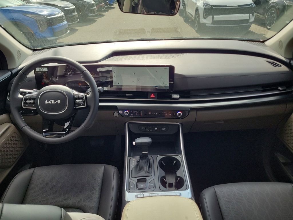 New 2026 Kia Carnival FWD image 17