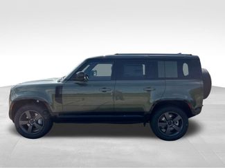 New 2026 Land Rover Defender 110 X-Dynamic SE AWD/4WD video 2
