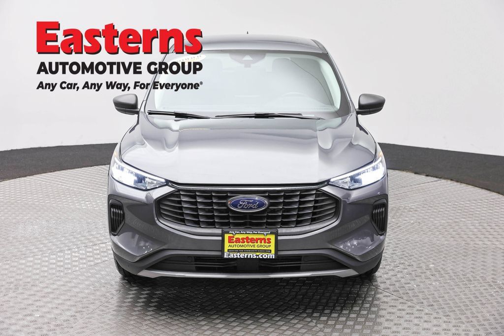 Used 2024 Ford Escape Active FWD image 4