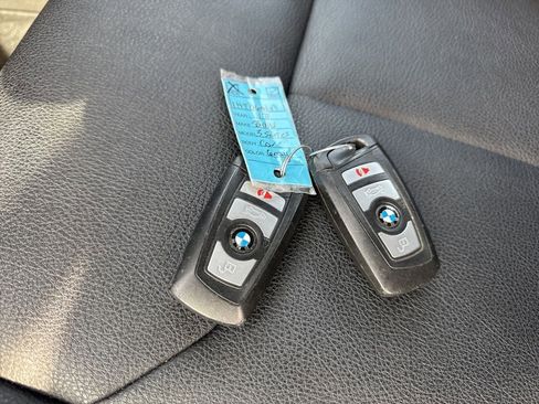 Used 2017 BMW 320i xDrive 320i xDrive image 34