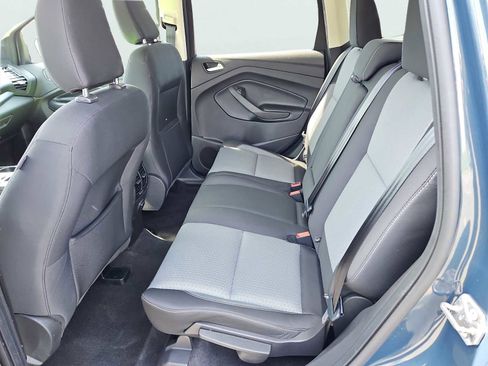 Used 2019 Ford Escape SE FWD image 29