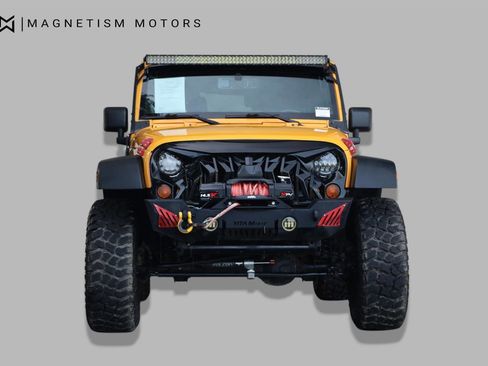 Used 2013 Jeep Wrangler Sport AWD/4WD image 6