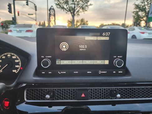 Used 2022 Honda Civic LX image 15