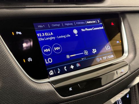 Certified 2025 Cadillac XT6 Luxury FWD image 28