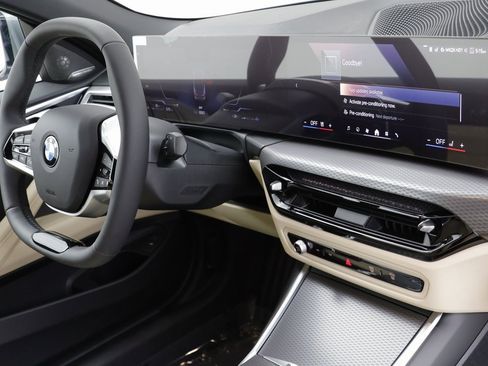 New 2026 BMW 430i xDrive Convertible w/ Driving Assistance Package image 20