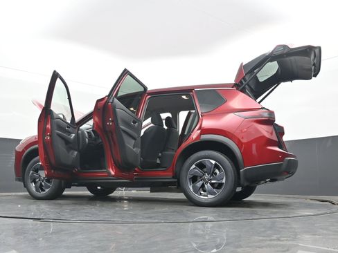 New 2026 Nissan Rogue SV image 41