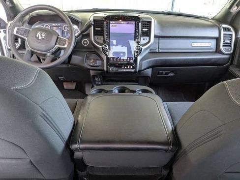 Used 2025 RAM 2500 Big Horn AWD/4WD image 29