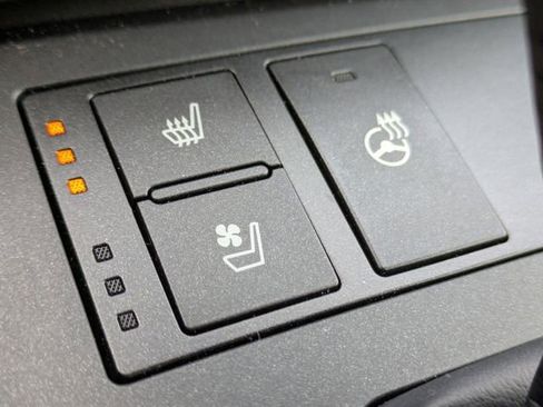 Used 2025 Lexus IS 350 F Sport w/ Navigation Package image 23