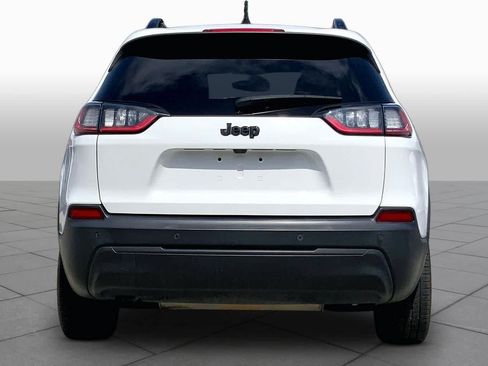Used 2021 Jeep Cherokee Latitude Plus FWD image 5