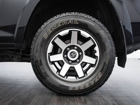 Used 2019 Toyota 4Runner TRD Off-Road Premium AWD/4WD image 45