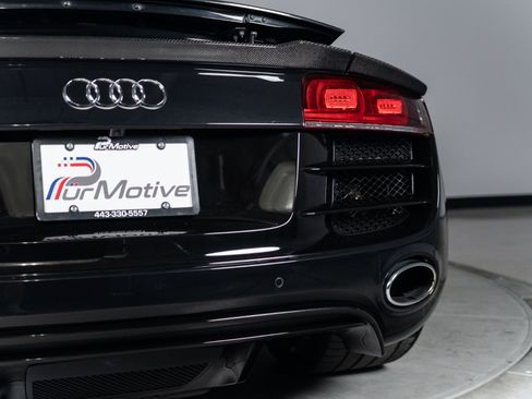 Used 2012 Audi R8 V10 AWD/4WD image 13