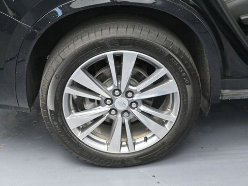 Used 2024 Cadillac XT6 Premium Luxury w/ LPO, Floor Liner Package AWD/4WD image 38