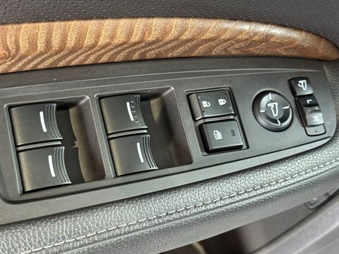 Used 2020 Acura MDX SH-AWD w/ Technology Package image 13