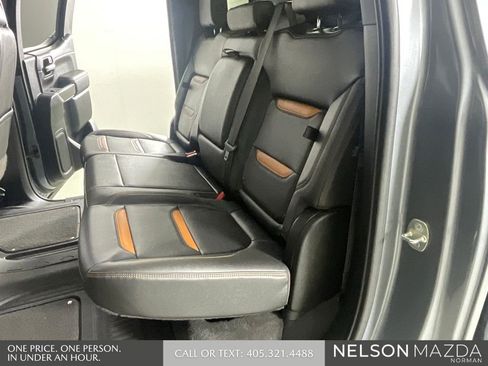 Used 2021 GMC Sierra 1500 AT4 w/ AT4 Value Package AWD/4WD image 28