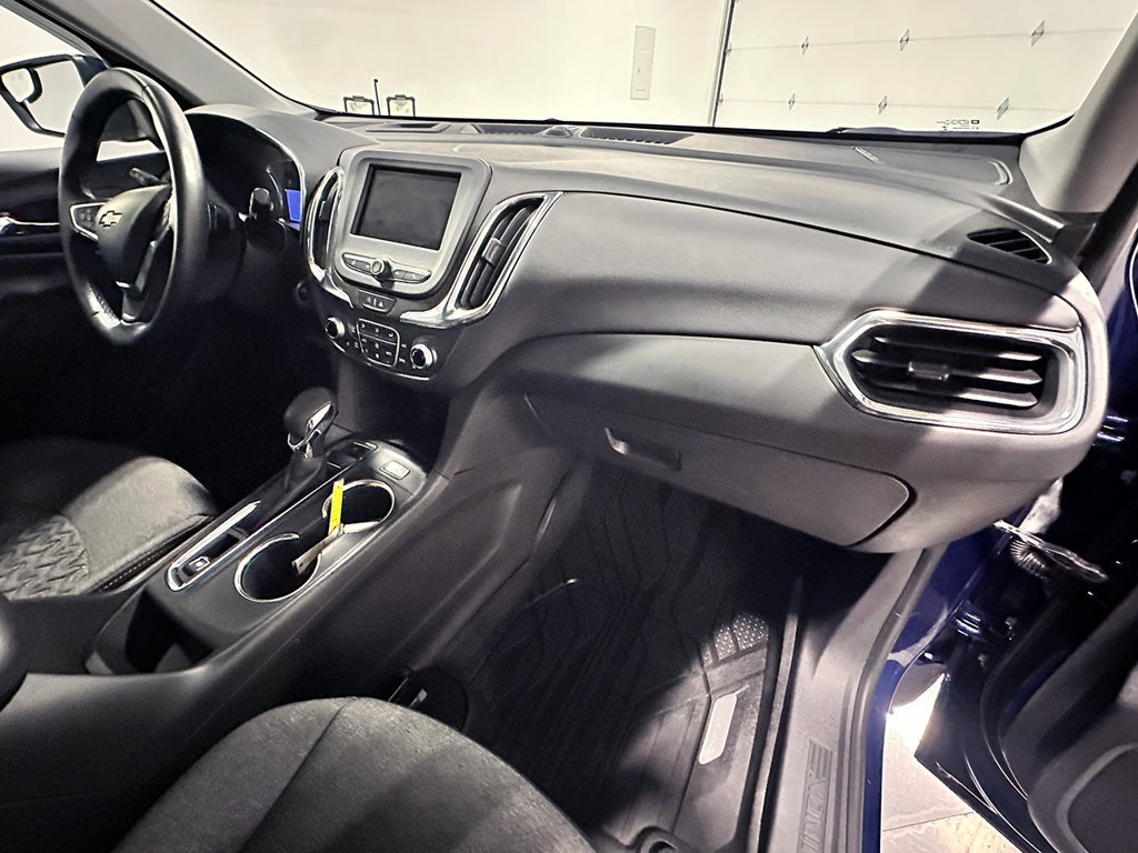 Used 2023 Chevrolet Equinox LT AWD/4WD image 28