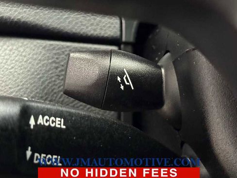 Used 2014 Mercedes-Benz C 300 Sport image 37