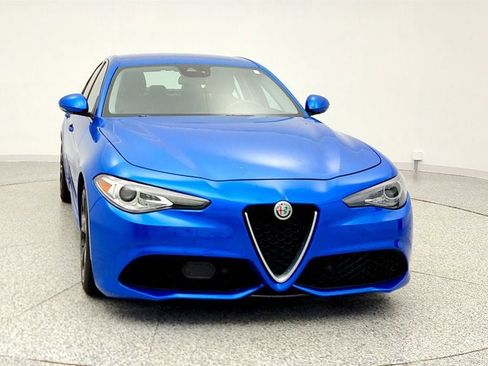 Used 2018 Alfa Romeo Giulia Ti Sport w/ Quick Order Package 22U Sport image 2