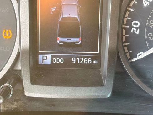 Used 2019 Toyota Tacoma TRD Off-Road image 15