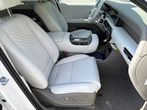 New 2026 Hyundai Palisade SEL Premium FWD image 13