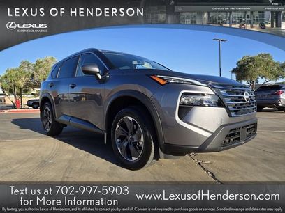 Used 2025 Nissan Rogue SV w/ SV Premium Package