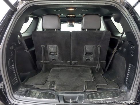 Used 2021 Dodge Durango R/T w/ Blacktop Package AWD/4WD image 28