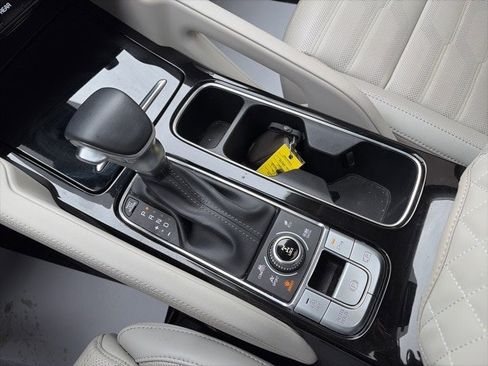 Used 2024 Kia Telluride SX Prestige image 15