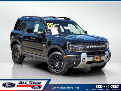 Certified 2025 Ford Bronco Sport Badlands AWD/4WD image 1