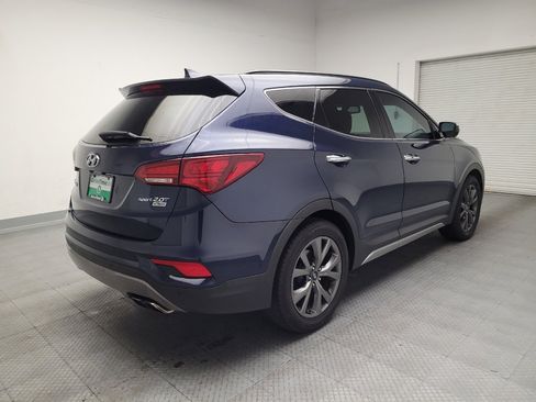 Used 2017 Hyundai Santa Fe Sport image 9