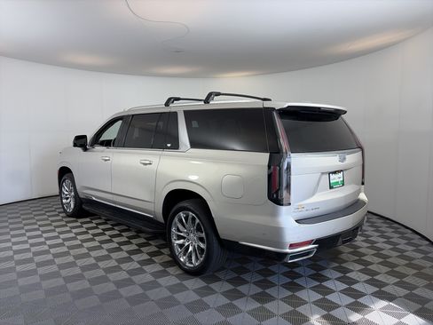 Used 2023 Cadillac Escalade ESV Premium Luxury Platinum w/ LPO, Radiant Package AWD/4WD image 9