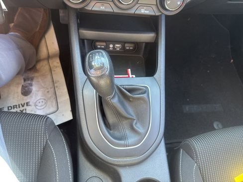 Used 2021 Kia Forte Sedan image 9