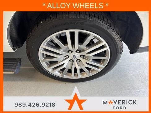 Used 2023 Ford Expedition Limited AWD/4WD image 37