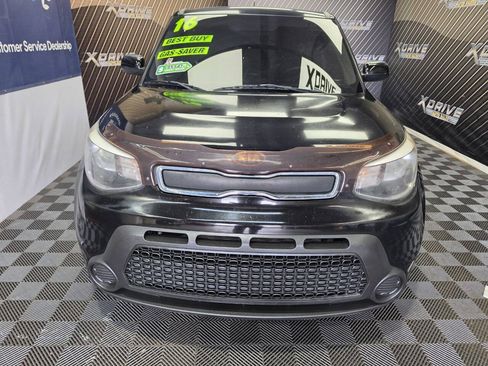 Used 2016 Kia Soul FWD image 3