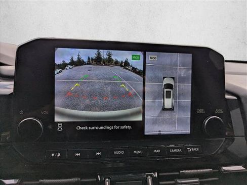 Used 2025 Nissan Pathfinder SL w/ SL Premium Package AWD/4WD image 19