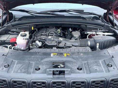 Used 2023 Jeep Grand Cherokee L Altitude image 11