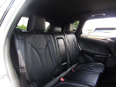 Used 2015 Lincoln MKC AWD w/ Equipment Group 101A Select image 21