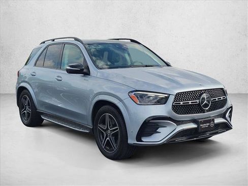 Certified 2026 Mercedes-Benz GLE 450 4MATIC image 3