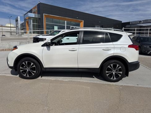 Used 2015 Toyota RAV4 Limited image 2