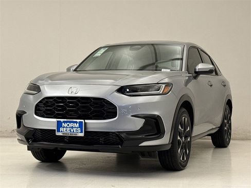 New 2026 Honda HR-V EX-L image 2