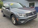 Used 2018 Volkswagen Tiguan S image 4