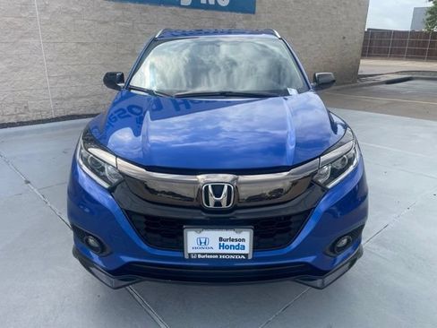 Used 2021 Honda HR-V Sport image 3