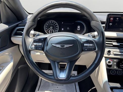 Used 2025 Genesis G70 2.5T AWD/4WD image 19