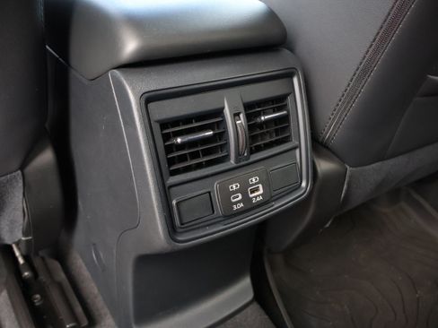 Used 2025 Subaru Forester Premium w/ Convenience Package #1 AWD/4WD image 17