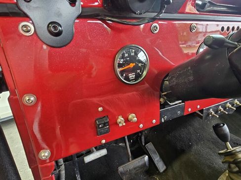 Used 1988 Jeep Wrangler 4WD image 11
