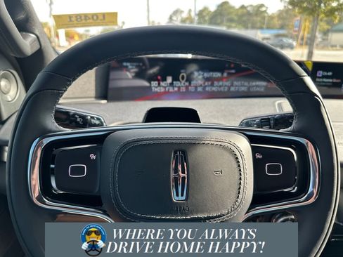 New 2025 Lincoln Navigator L Reserve w/ Jet Appearance Package image 10