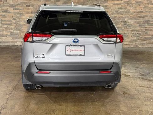 Used 2020 Toyota RAV4 XLE w/ XLE Grade Weather Package AWD/4WD image 6