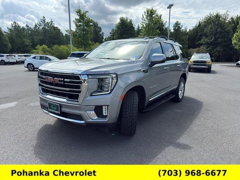 Certified 2023 GMC Yukon SLT w/ SLT Luxury Package AWD/4WD image 3