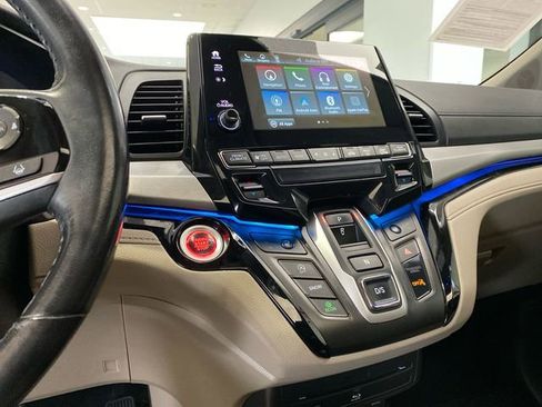 Used 2023 Honda Odyssey Touring image 25