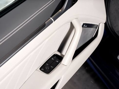 Used 2022 Porsche 911 Turbo S AWD/4WD image 64
