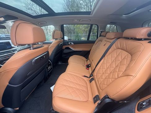 New 2026 BMW X7 xDrive40i w/ Executive Package image 14