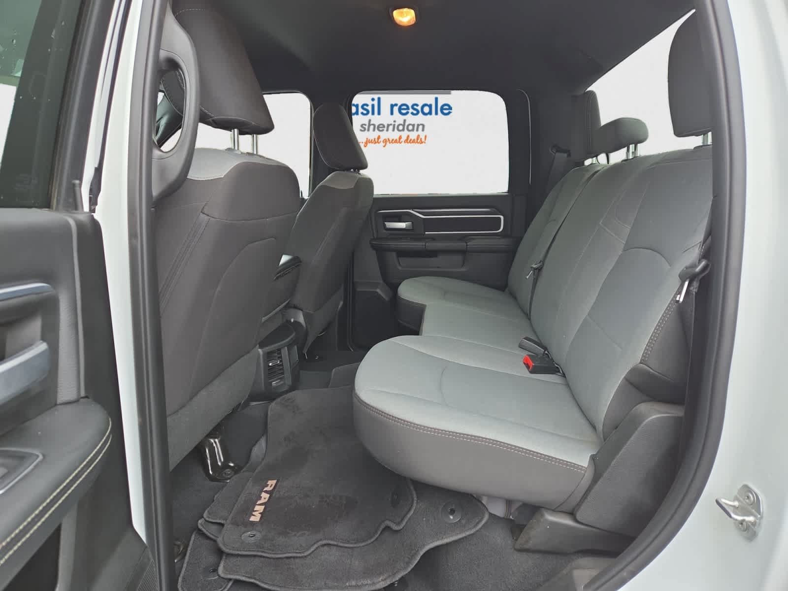 Used 2024 RAM 3500 SLT w/ Quick Order Package 2YG SLT AWD/4WD image 20